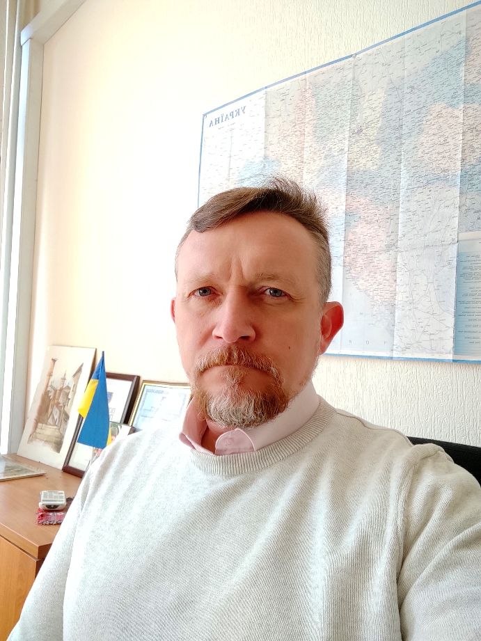 Хорошилов Олег Юрійович кандидат політичних наук, доцент