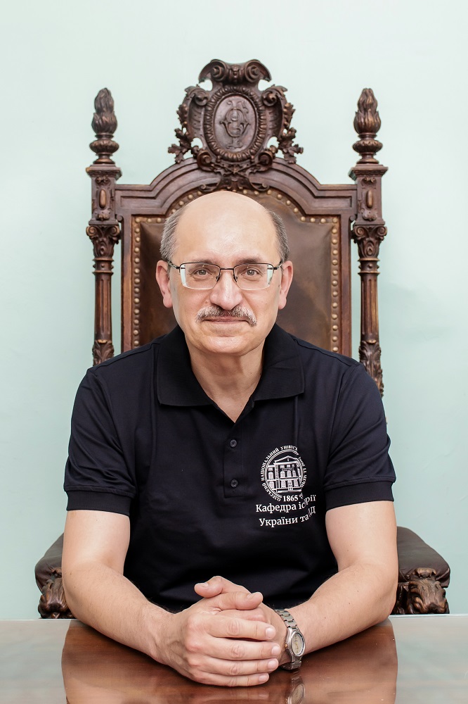 Хмарський Вадим Михайлович, д.і.н., проф., професор