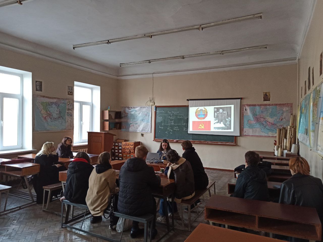 title_692a4bdb8e61f20723101041764379611