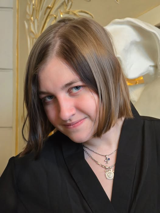 Орина ЄФІМОВА отримала академічну стипендію Президента України 